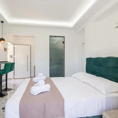 Anais Luxury Living - By Corfuescapes 마라티아스